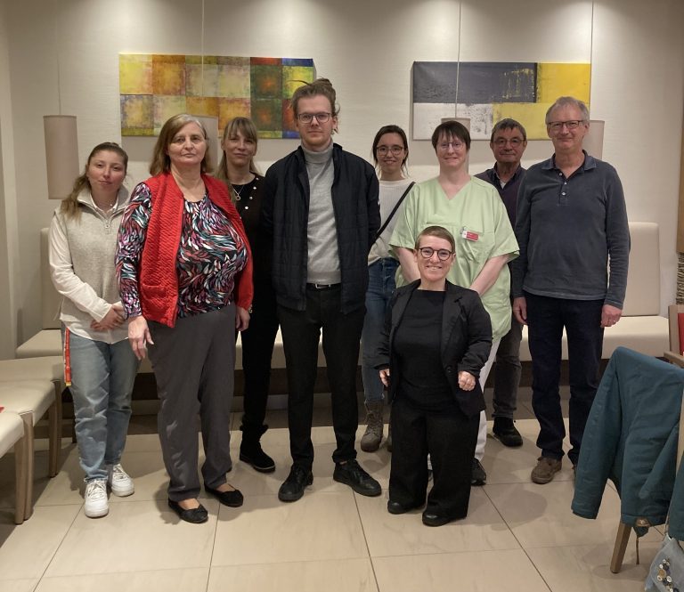 Bundestagsabgeordnete Simone Fischer und Landtagskandidat Arno Meuter im AWO-Pflegeheim in Elztal-Dallau